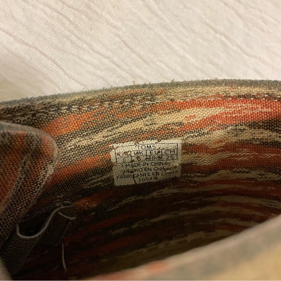 Toms Multicolor Striped Interior Shoes - Picture 8 of 9